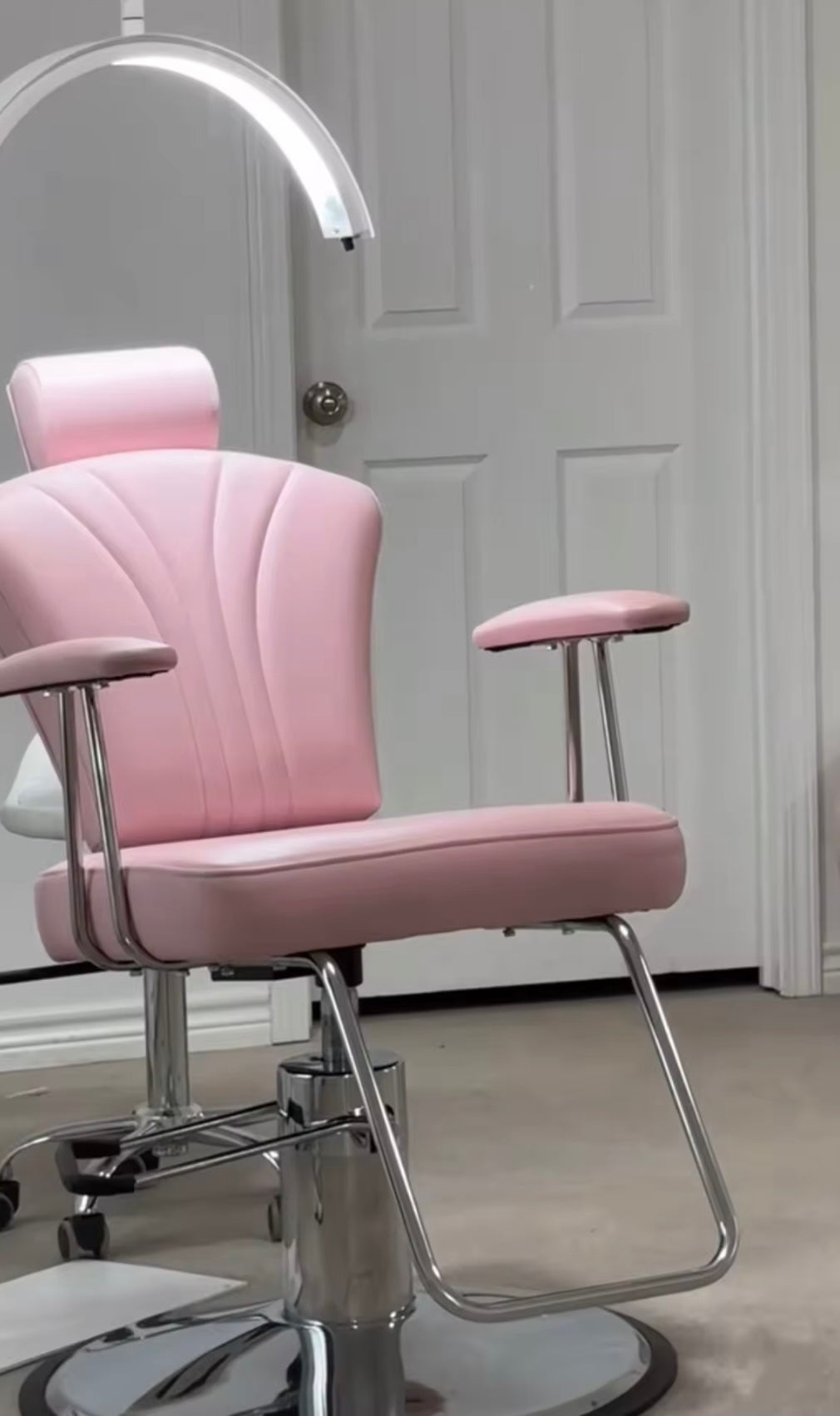 Salon Chair